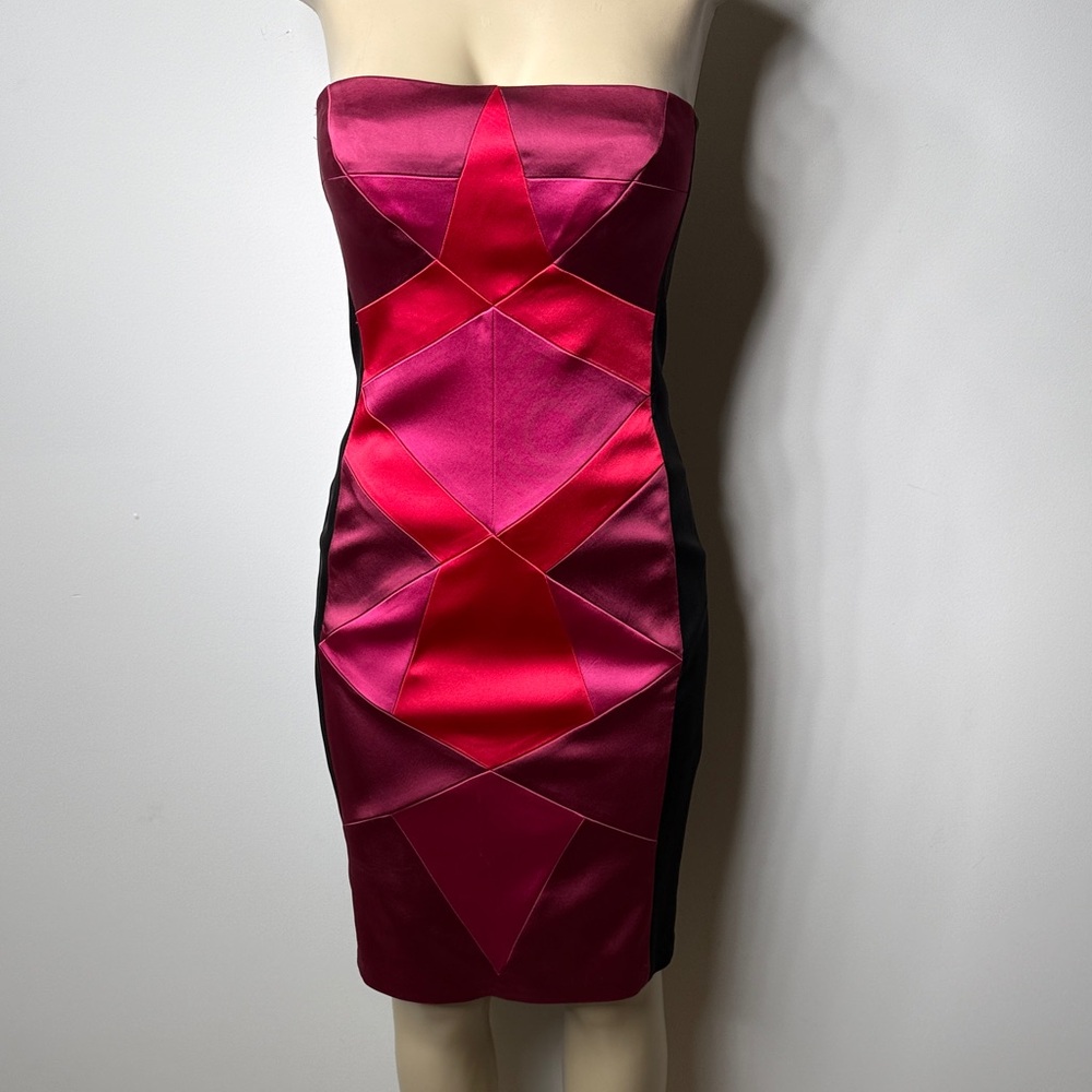 Cache Strapless Satin Colorblock Sheath Dress in Fuchsia and Magenta